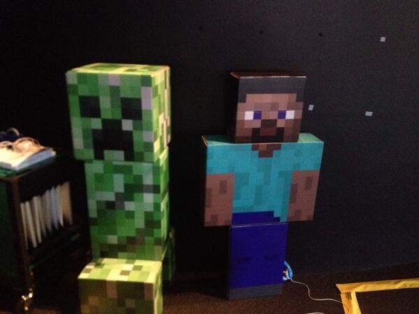 phthinkspace's tweet image. Oh, and these guys arrived #Minecraft #minecraft100 #steve #creeper