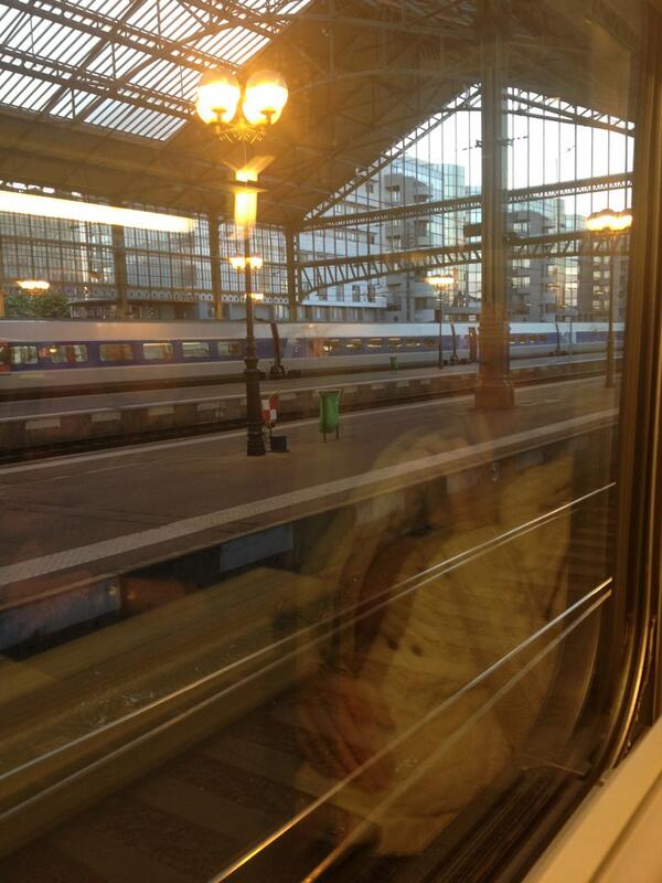 EricStipaFrance's tweet photo. En direct du TGV ! http://t.co/xBmdgsiPnh
