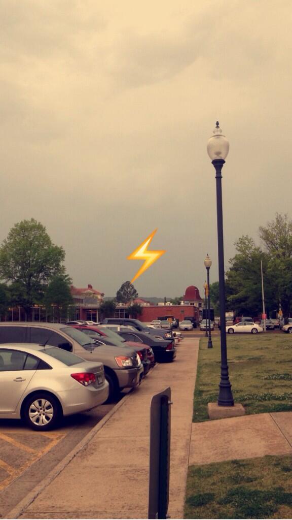 johnnylass92's tweet image. Holy crap! Massive lighting bolt striking tree caught on camera!!