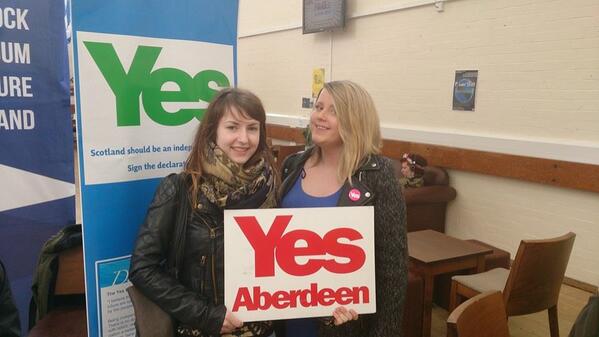 GenYesScot's tweet photo. Great support for Yes already in the Aberdeen mock indyref! #VoteYesABDN #ABDNIndyRef @VoteYesABDN #GenYes #indyref http://t.co/rH0NY25pRD