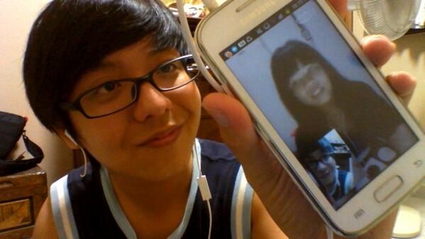 Ahchoola's tweet photo. @intanbotann Happy birthday ? :DDD http://t.co/lUICOWRtGM