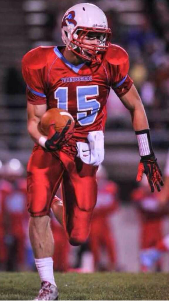 topcitysports's tweet photo. Request: Best WR in the class of 2015 Shawnee Heights WR Austin Hubert http://t.co/4K6jTwfcOF