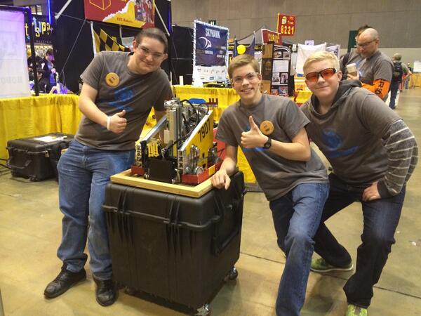 We're ready for the first match of the World Championship! #omgrobots #omgftc #FIRSTChamp #ftc <a href="/FIRSTweets/">FIRST</a>