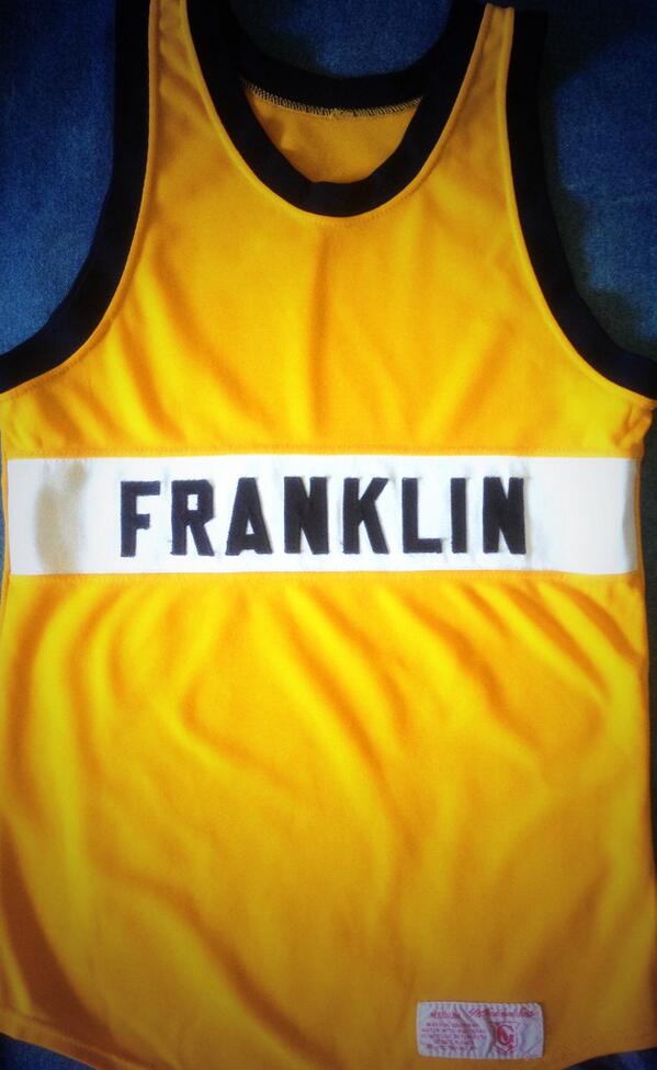 thenewYorkBlvd's tweet photo. Morning Neighbors. Have a great day. #throwbackthursday #oldschool  #FHS @fhs_panthers1 #HLP highschool track singlet http://t.co/LLHNBLVTSO