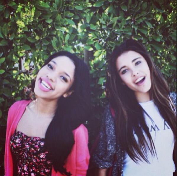 Thats0mar's tweet photo. @TTLYTEALAMC and I. She's the baee❤️❤️❤️ http://t.co/y34oELLfqR