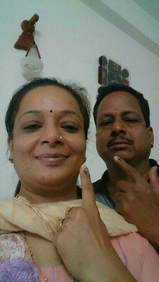 NeemaSonal's tweet photo. #KBMPSelfie http://t.co/cIhZGduhN1