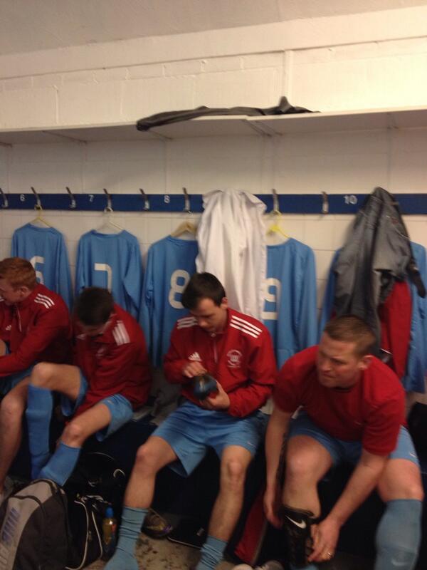 curlykev2's tweet photo. B4 the final. we were awesome for 120 mins boys b proud of last nites performance @WwfcWestgate http://t.co/vipM2tXX9L