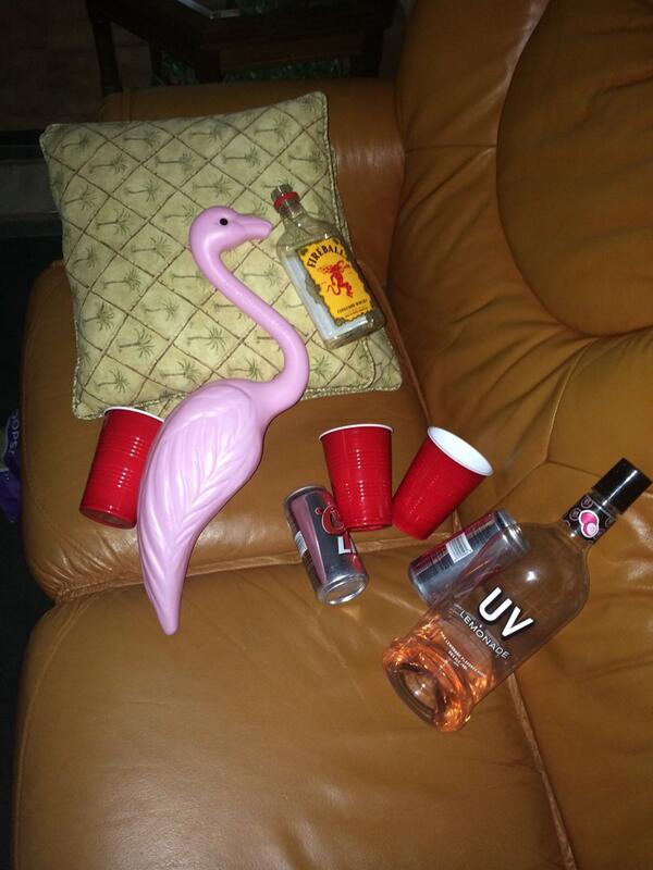 Thefuqisliz's tweet photo. I woke up like dis #flawlessliz #sLIZard http://t.co/RZ9V67buJL