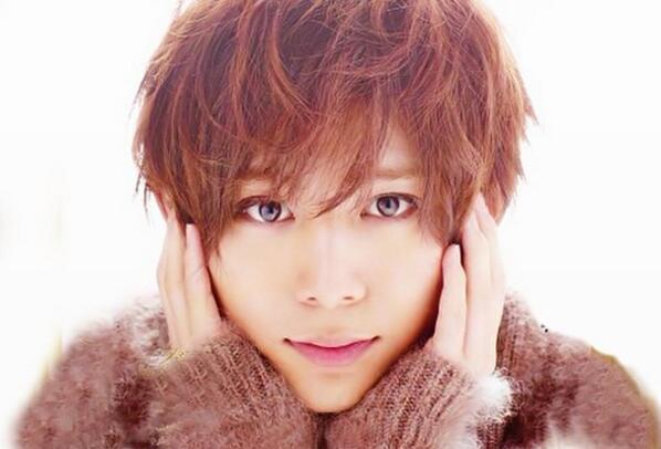 山田涼介 かわいい画像 A Twitter 小顔ポーズ 山田涼介 とびっこrt 好きだったらrt 可愛いと思ったらrt Http T Co 10jrgw3wos