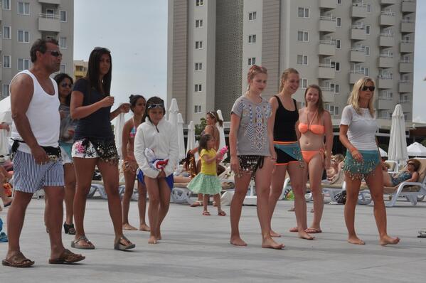 Oriental Dance <a href="/GrandParkLara/">Grand Park Lara</a>