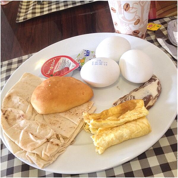 fo0oz1985's tweet photo. صباح الفطور الصحي💪☀️ http://t.co/Hm4OcwakqC