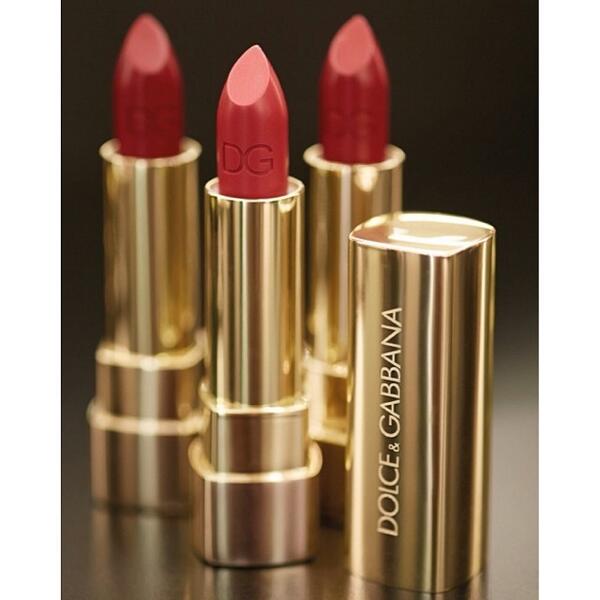 dolcegabbana's tweet photo. Discover the new Classic Cream Lipstick colours, from delicate nudes to vibrant reds, on http://t.co/TJm2jt7DXG... http://t.co/nGLoyfOF4g