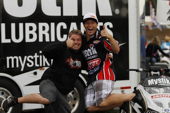 TBONEMX's tweet photo. Good morning everyone 😎 you know @Levi_LaVallee and myself are excited for another day! #smile #highfives http://t.co/gnVSTbk9iv