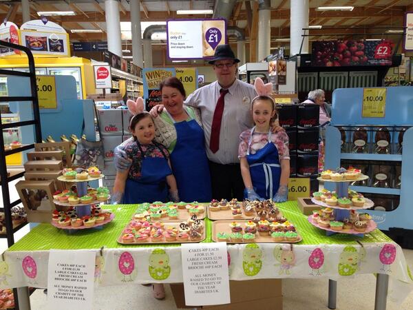 Our fabulous helpers, selling cakes for our charity of the year Diabetes Uk. <a href="/WillAcreman/">Will Acreman</a> <a href="/RhodriTubb/">Rhodri Tubb</a> <a href="/headcaseymike/">Mike Casey-Head</a>