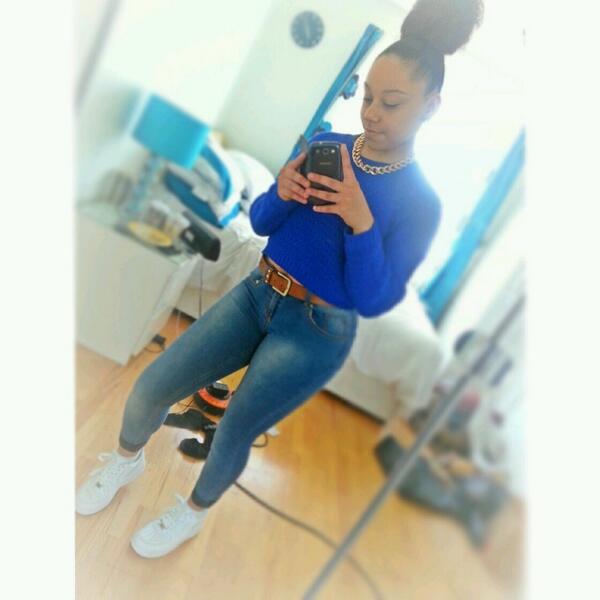 _officialpariss's tweet photo. be happy with what you have while working for what you want.💫 http://t.co/RvBJXkBaMp
