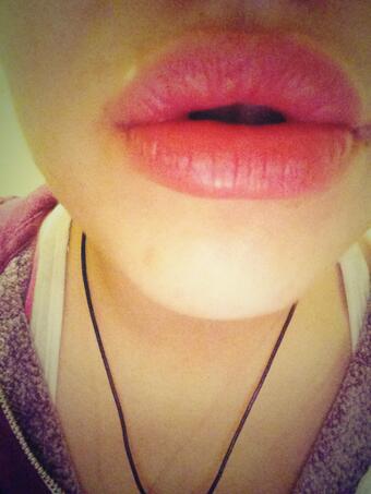 👄✖️ kiss kiss http://t.co/Dc6Hju2iRS<a href="/tag/weouthere"class="tags"><span>#weouthere</span></a>
