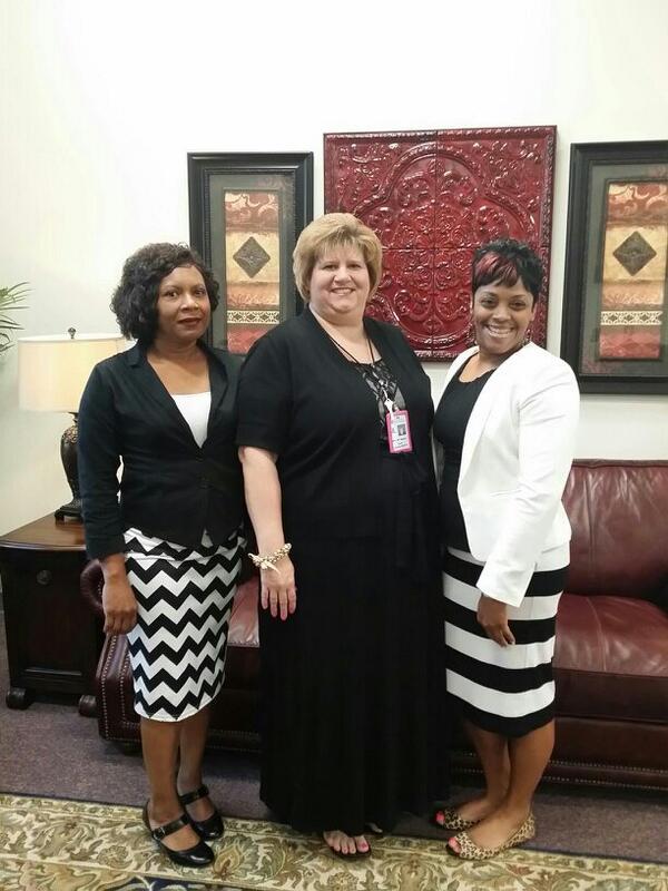 tybklb's tweet photo. @61WatsonWarrior
Black n white Watson warrior DIVAS http://t.co/zFIJGHtfYL