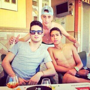 Nordin_4ever's tweet image. De copas con @martinlas300 @PUMA  #Remache #pollero