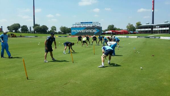 MarkCharlton9's tweet photo. Hard work at stadium.. http://t.co/50i4Tu7iLX
