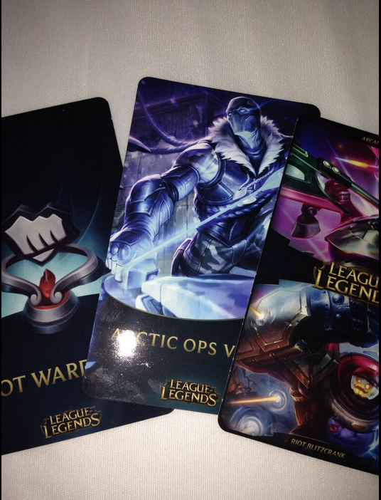 Soph1eLoL's tweet image. FOLLOW AND RT TO WIN(I WILL DM THE WINNERS)
ALL 3!

#arcadehecarim #RiotBlitzcrank #ArticOpsVarus #riotward #skincode