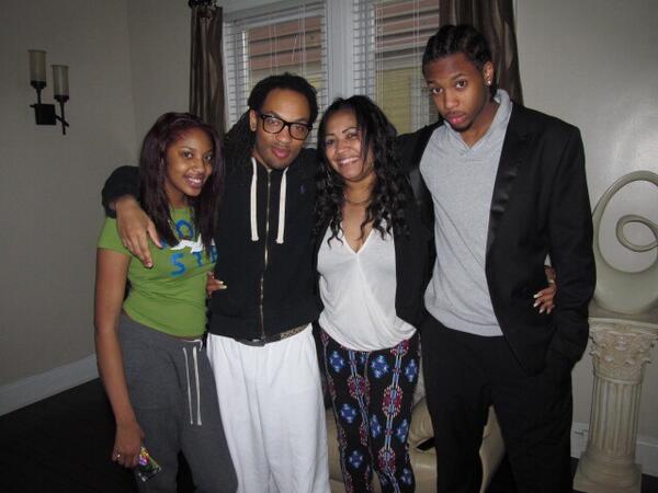 klassikfresco's tweet image. My second family #firstdayhome