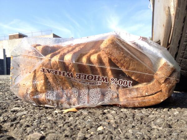 randomstbread tweet picture