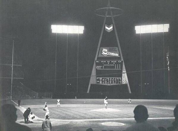 Los Angeles Angels on Twitter: "Today's #ThrowbackThursday shot shows the  Big A in it's original location at Angel Stadium (via @DugoutLegends).  http://t.co/TSTXcfkr22" / Twitter
