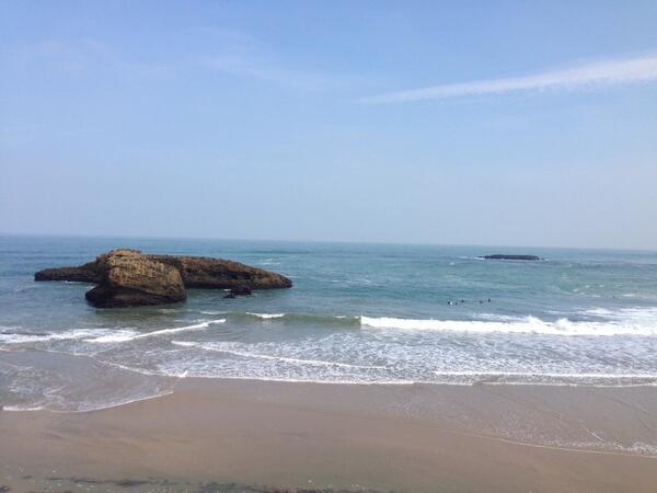 busaboutdee's tweet photo. Biarritz definitely is a place to be this summer! #busaboutcrew #surf #paradisesurfschool http://t.co/tcbUqWNp8T