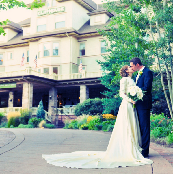 TCHManitou's tweet photo. The perfect setting for your story to begin. @Visit_Manitou #TheCliffHouse http://t.co/YhBl9kAUyh