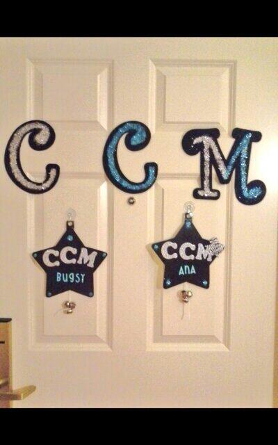 stainbrook_a's tweet photo. #TBThursday    Hotal door in Chicago with @CapitalCheer Thank you for making this year ever for my kids http://t.co/ZtwUx8IBeu