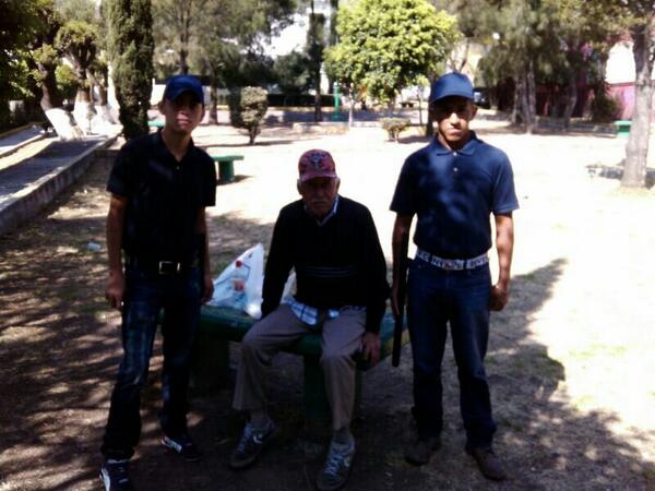 americolor's tweet photo. @DavidSanchezG  @Delta2_Nau Sr.presidente se agradece el apoyo de los elementos y academicos en fracc.las americas http://t.co/UKzA5ag0Bl
