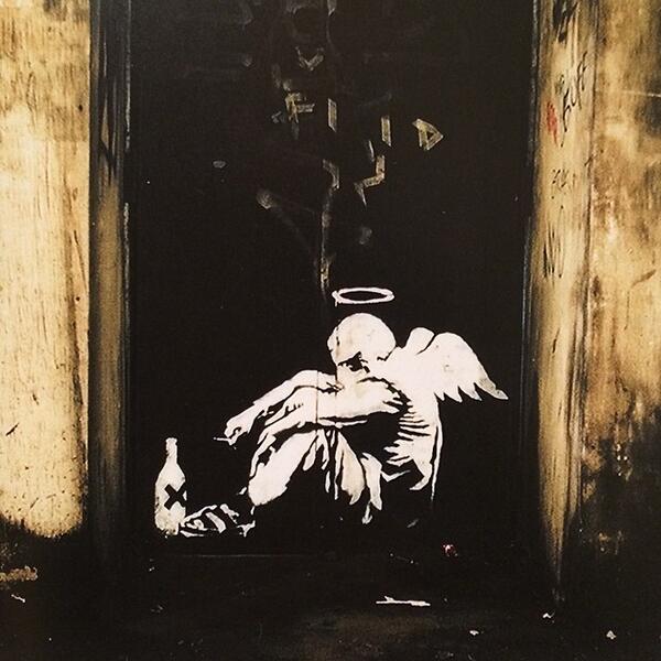 ESBanksy's tweet photo. Descanso. #Banksy http://t.co/L1gicYz4xM