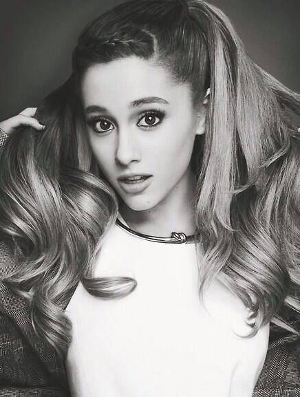 kawaiigrandes's tweet photo. #10DaysUntilProblem http://t.co/aKrrz3KdRB