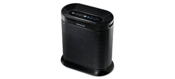 Gizmodo's tweet image. Honeywell&apos;s Bluetooth air purifier knows when your allergies are bad gizmo.do/t3c9Hqi