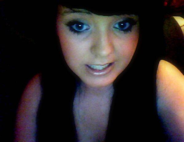 JaydeEllesse's tweet photo. #selfie #blueyes http://t.co/mmvOTQ3AqE