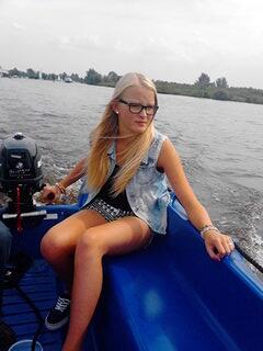agie152's tweet photo. @xRisanne denkt dat ze goed kan varenn enzooo :pp http://t.co/fNZnWNTArv
