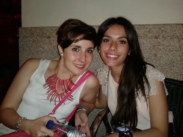 maria_hornero's tweet photo. De tramlnkileo con mi @cristi_chini11 http://t.co/61SYXVzfEC