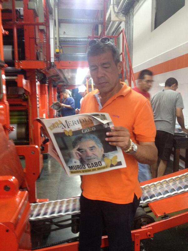 MarinCalderin's tweet photo. Listo el extra de la muerte de Gabo. Vamos para la calle a regalárselo a los lectores. Gracias, Gabo. @MeridianoWeb http://t.co/RrvU9J4hgc