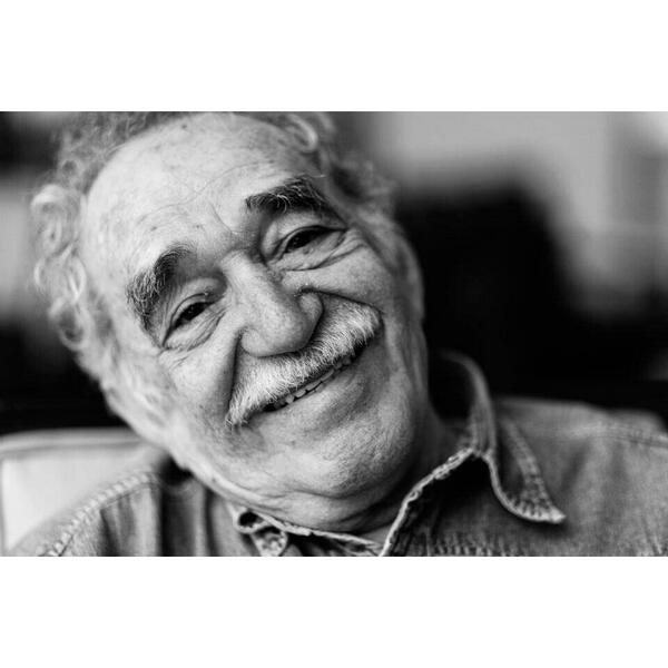 tributoenpanem's tweet photo. Colombia está de luto. El mundo literario ha perdido a un grande. #QEPDGABRIELGARCIAMARQUEZ. http://t.co/IM063Vags4