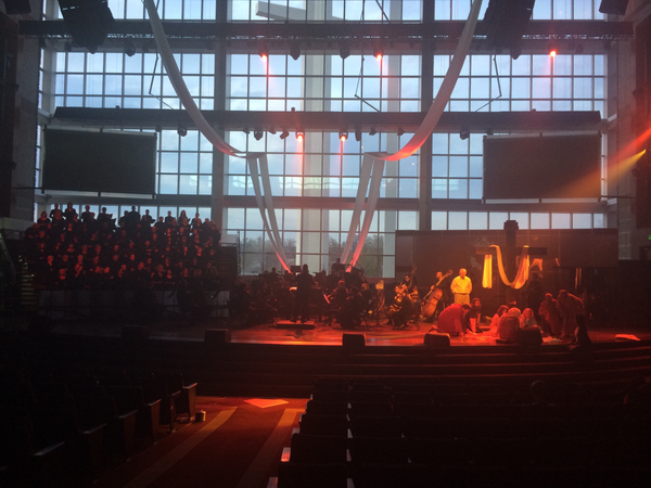 arriolajc's tweet photo. Dress rehearsal @crosschurch #goodfridayconcert http://t.co/vvc5iMwuLS