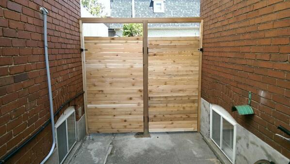 OBrienConstruct's tweet photo. First of 3 photos of most recent fence http://t.co/Tb19Y18UHd