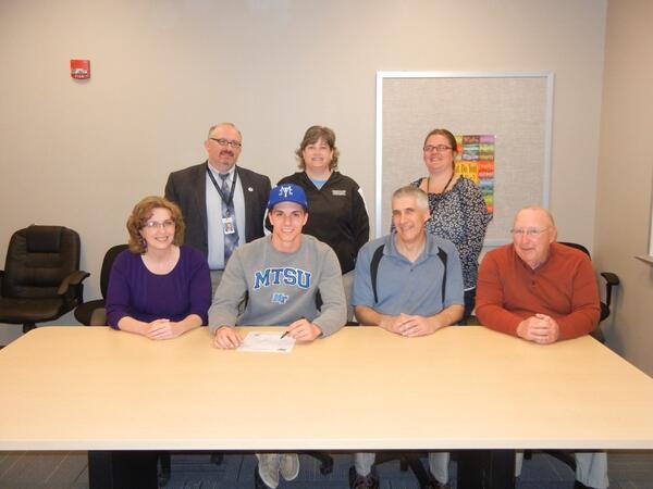 Congrats to OF Shane Connahan (Midd West) on signing his NLI with Middle Tennessee State <a href="/ConnahanShane/">Shane Connahan</a>