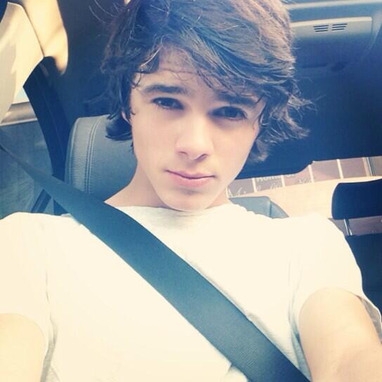 BrentRivera's tweet photo. RT FOR A FOLLOW❤️❤️❤️❤️❤️❤️❤️❤️❤️❤️ http://t.co/6W40LesEgY