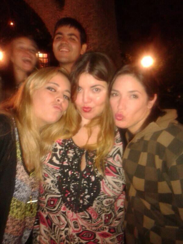 El agua ardiente x suerte no nos esta pegando (?) <a href="/inecornejoc/">Ine</a> <a href="/melesaravia/">Mele Saravia</a> <a href="/ro_fleming/">Robin</a> <a href="/alebassanicaro/">Alejandro</a>