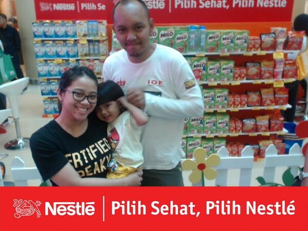 denybot's tweet photo. Bakalan nyesel nih kalo ga ikut nikmatin Zona Sehat Nestlé di Mall Pejaten Village #pilihsehatpilihNestlé http://t.co/PKmklUhWLR