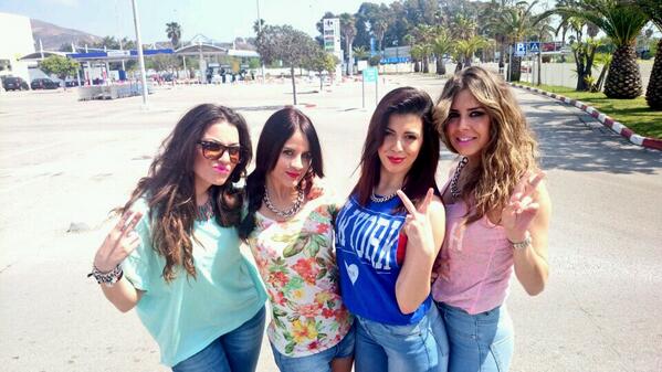 IsabelCorts3's tweet photo. Pero que monas van estas chicas siempre ;)))) @Anitaburbujita @BermuLorena @asmartha13 http://t.co/3uKFgoUu4l
