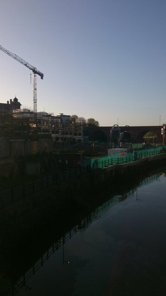 bigdavebrown69's tweet photo. #gentoo the mailings the site is open today and Monday no disruption to malings street and Hume street. http://t.co/fFXch7nBJZ