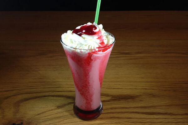 sunumu ve tadıyla isminden söz ettiren smootie...