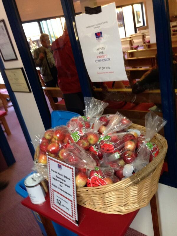 angelaEL's tweet photo. @SHCSGeeveston - foyer at St.Johns in Glenorchy, apples seemed popular today :) http://t.co/G0KGnBlaN2