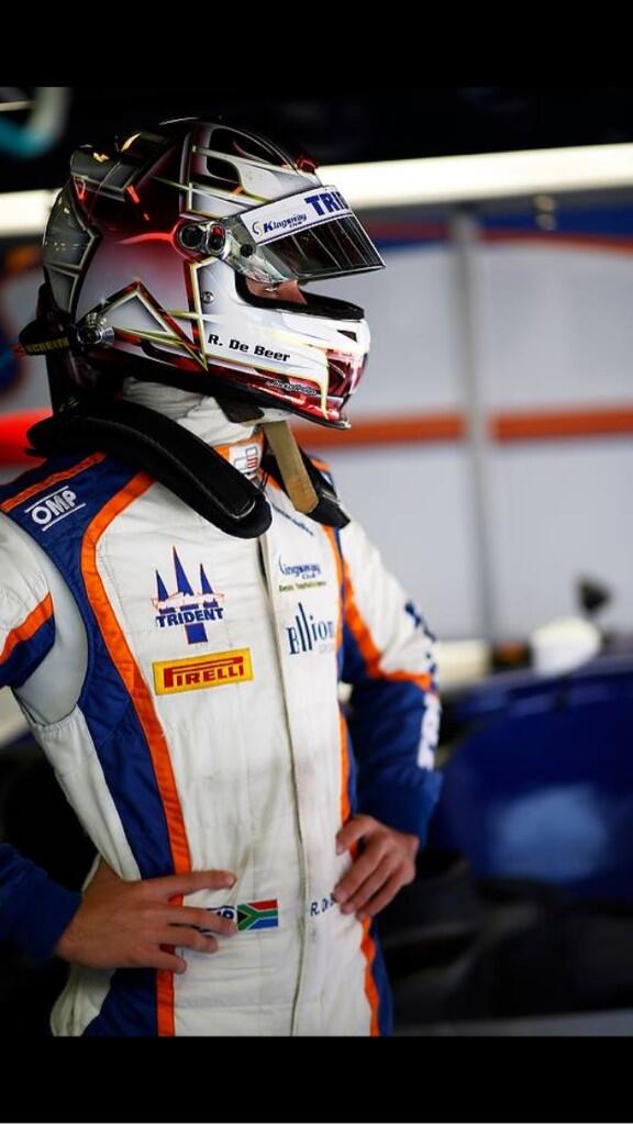 RomandeBeer's tweet photo. Thank you @trident_team for hard work solving our problems on first day!! Thank you to #SA for the support @F1sasha http://t.co/5XJNLP2TR6